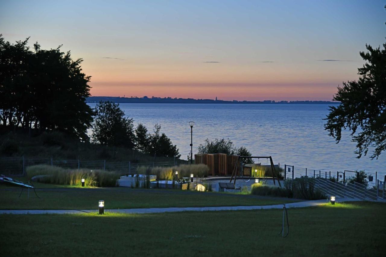 Ahoy Puck Apartament Przy Plazy Z Widokiem Na Morze Exterior foto